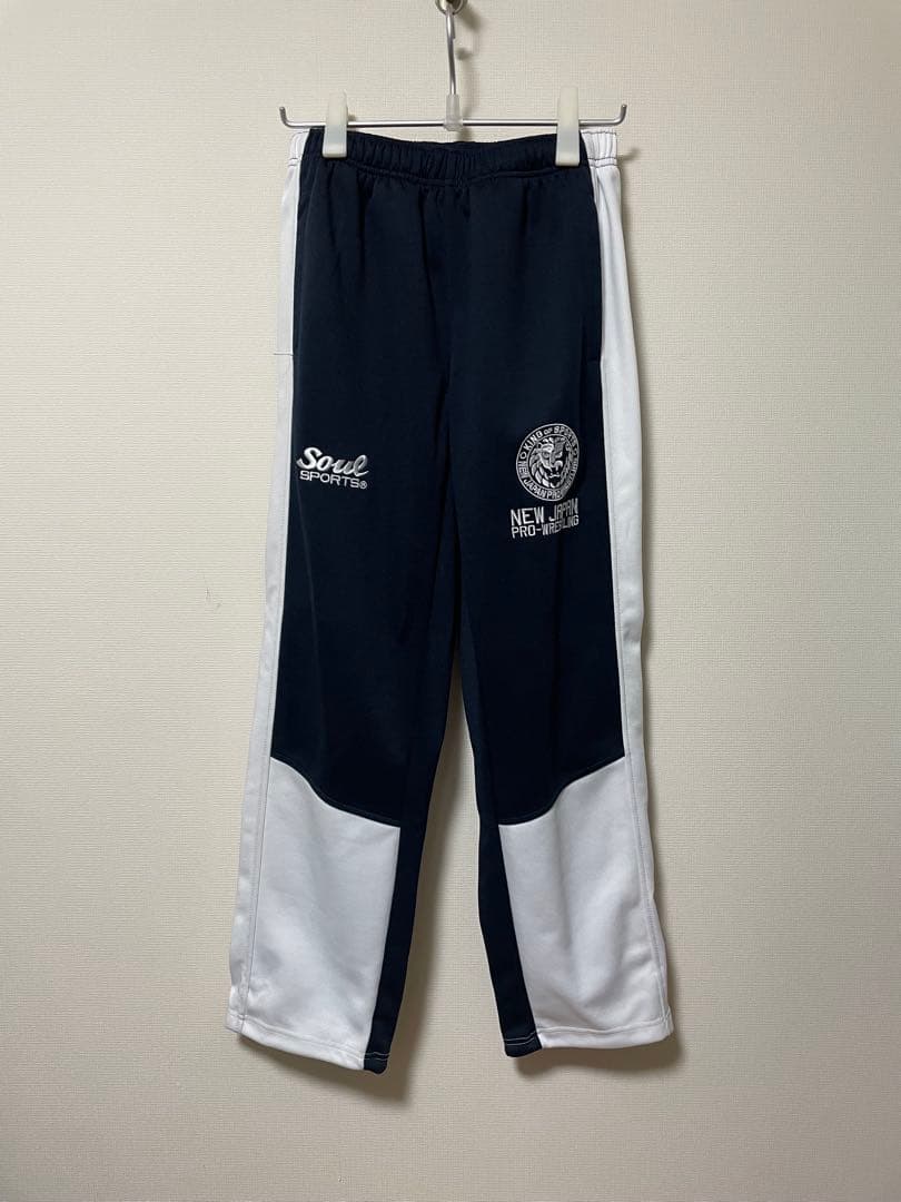 新日本プロレス×ソウルスポーツ セットアップ Mサイズ