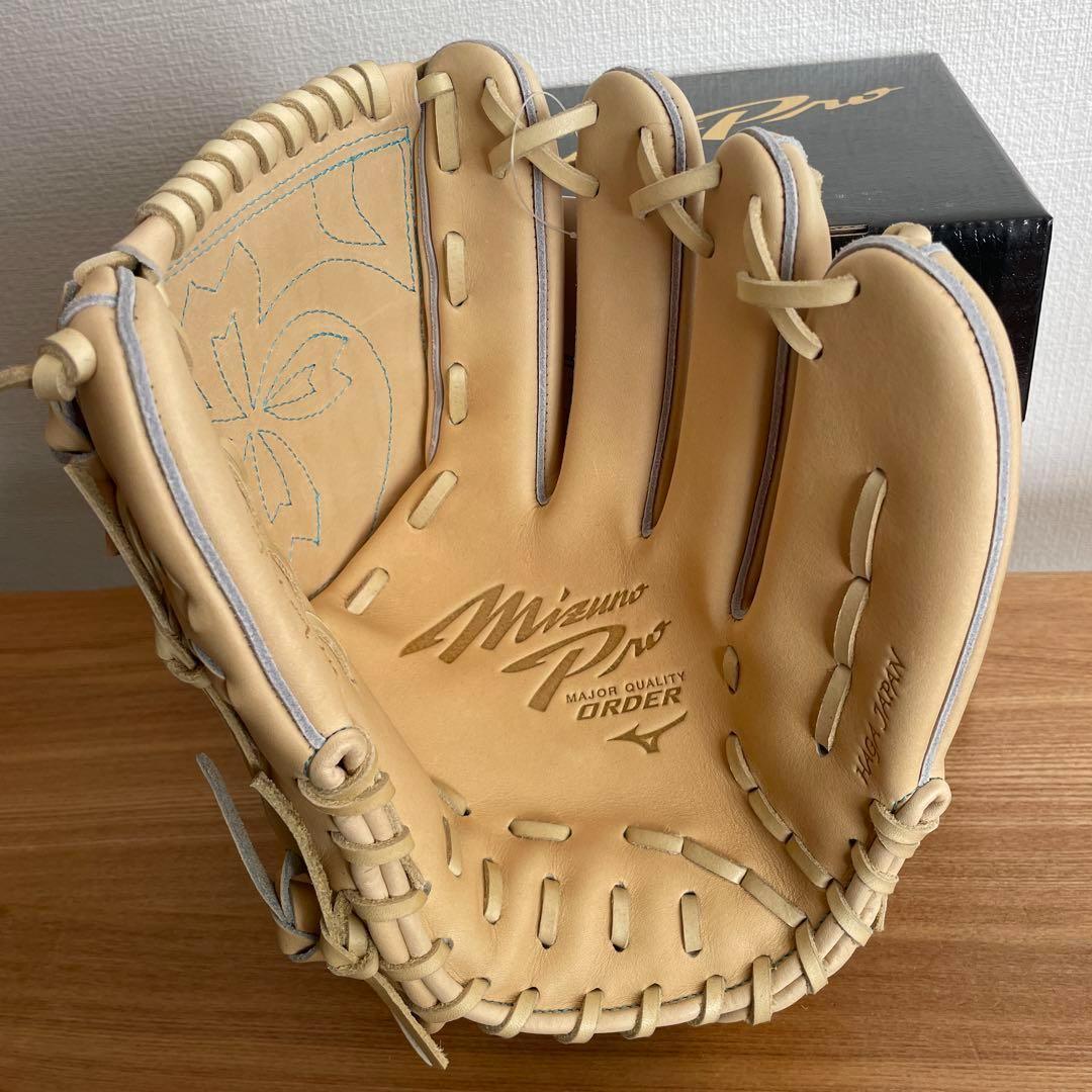 祝 200勝 田中将大 ミズノプロ 硬式 投手用 定価71,500円 グラブ