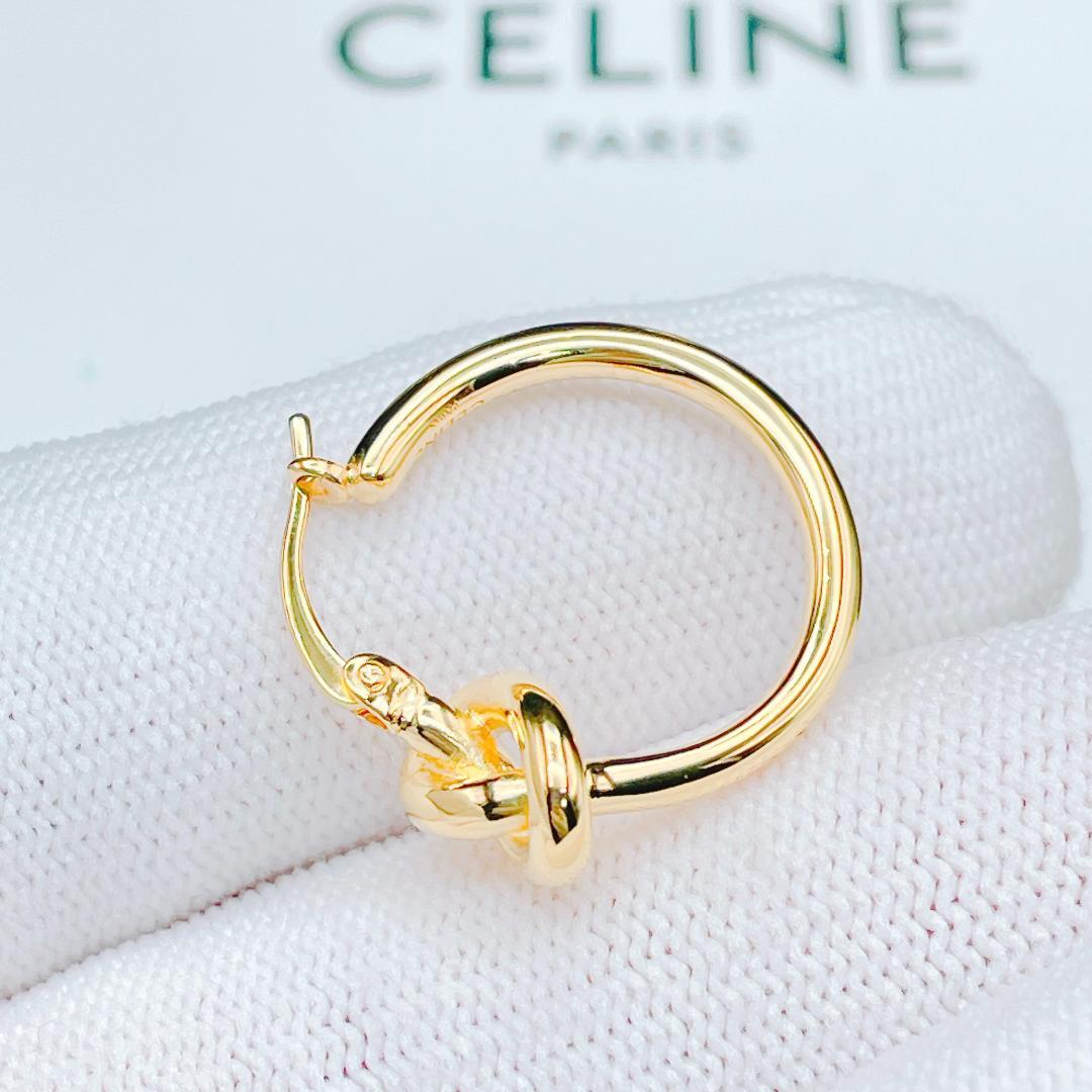 ◇セリーヌ◇ 新品仕上済 ノット スモール フープ ピアス ゴールド 2.66g