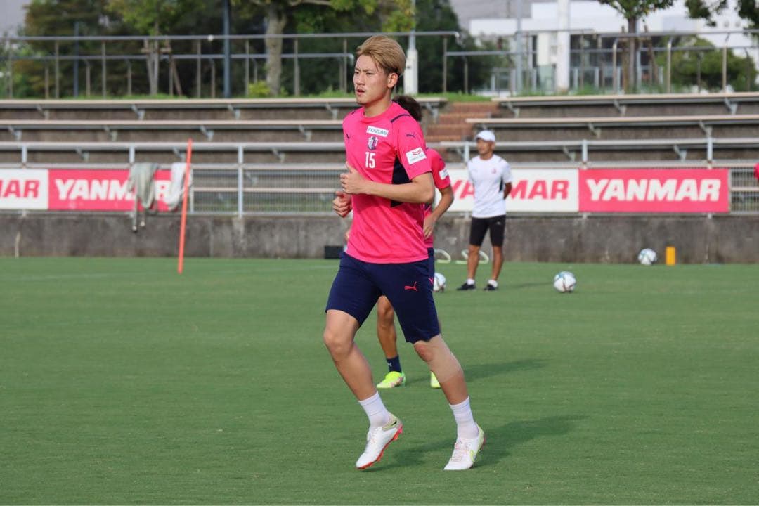 セレッソ大阪 2022 瀬古歩夢 選手支給品 実使用 長袖 トレーニング