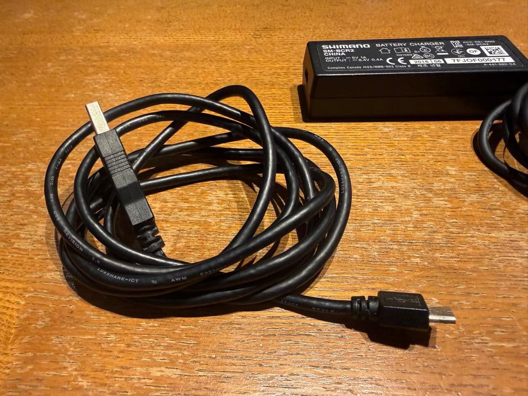 シマノ di2 充電器 SM-BCR2 - メルカリ