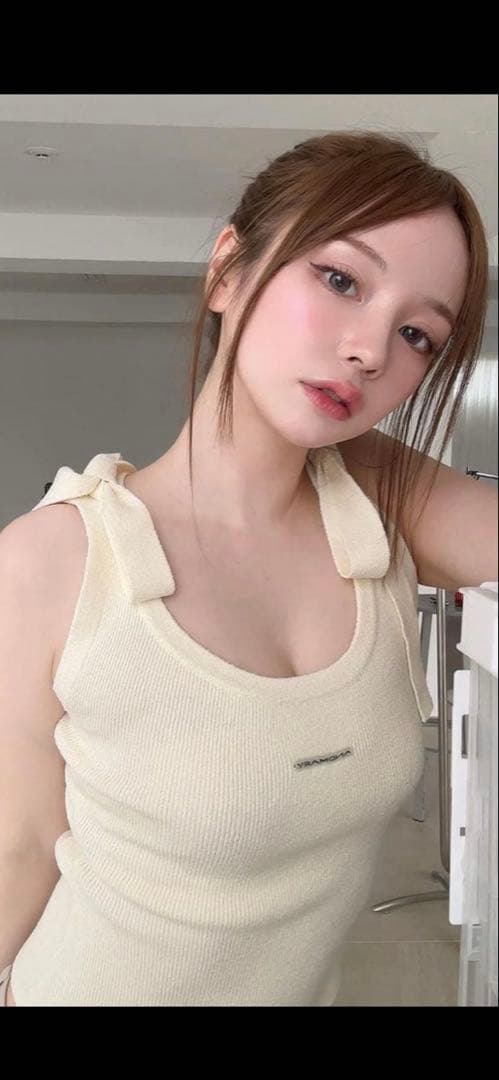 ANDMARY Avrill ribbon tops - メルカリ