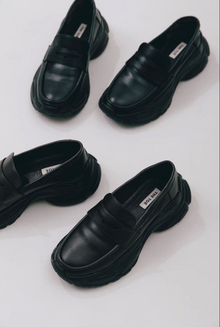 THETOE ブラックレザー厚底ローファー クラシック