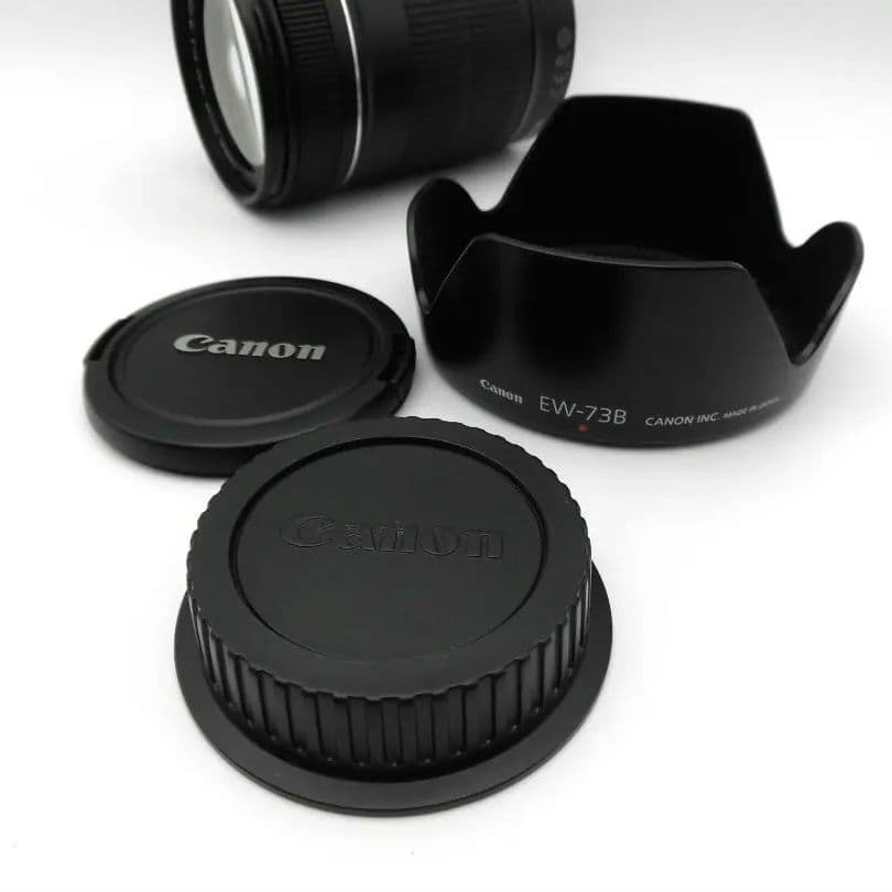 美品 キヤノン Canon EF-S 18-135mm F3.5-5.6 IS