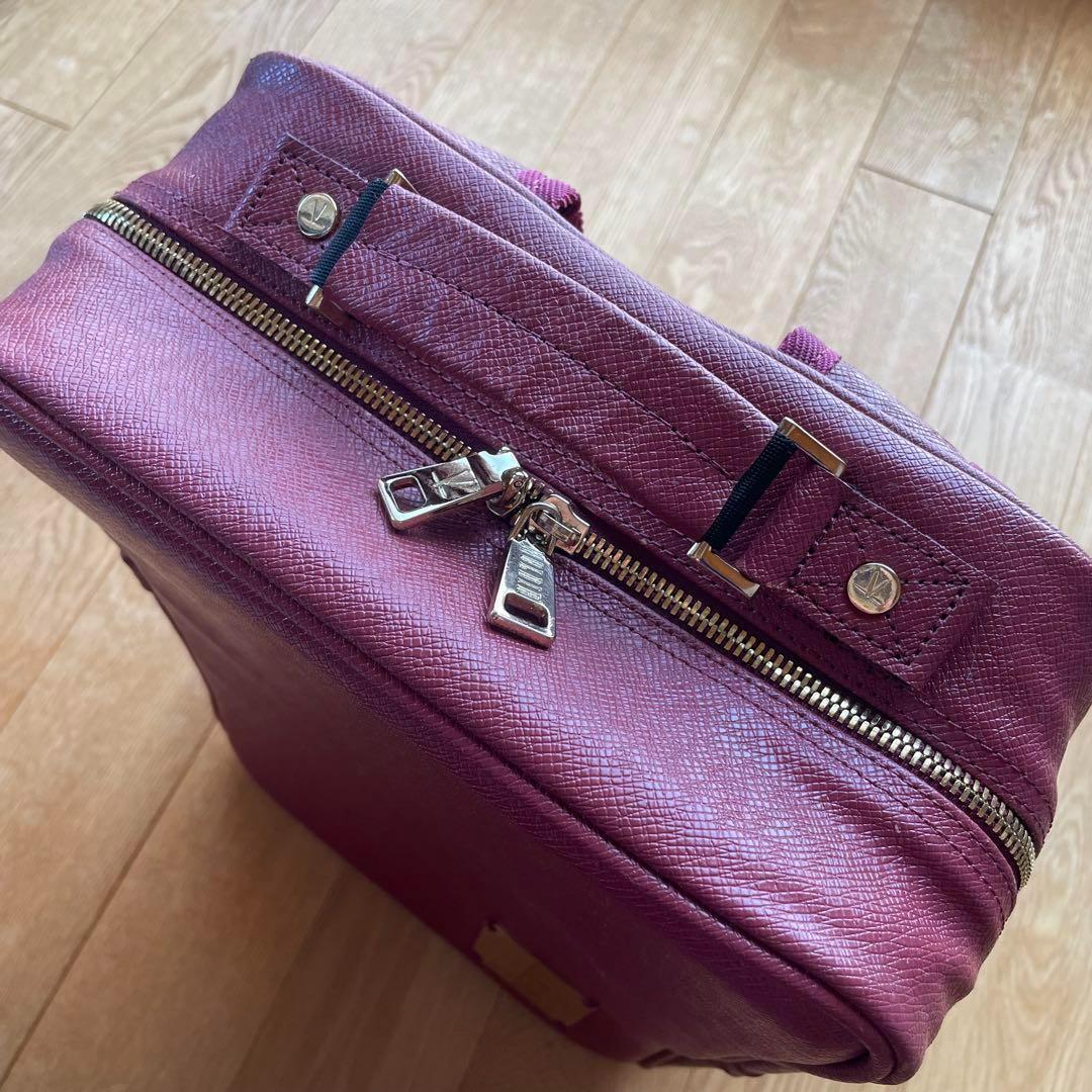 希少！ MOLDIR モルダー ジェジュン 韓国 リュック 赤 ゴールド - メルカリ