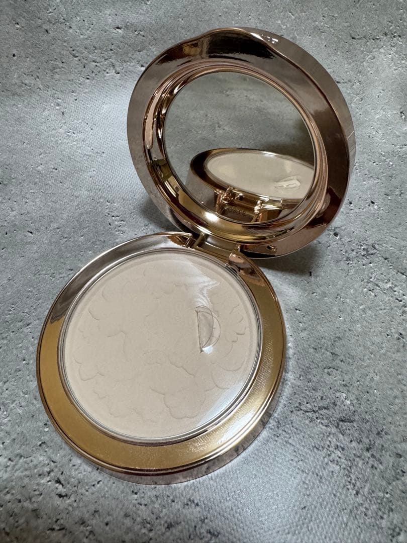 コスメデコルテ　フェイスパウダーX Ⅵ 《限定品》