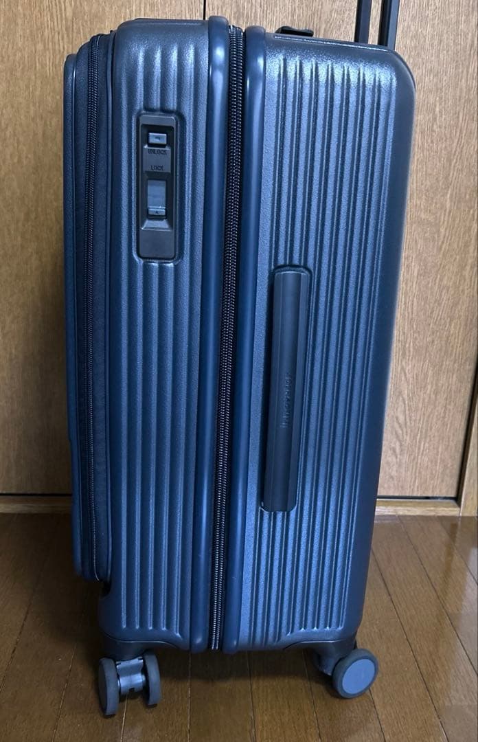 イノベーター スーツケースMサイズ55L/ディープシー⭐︎送料込 - メルカリ