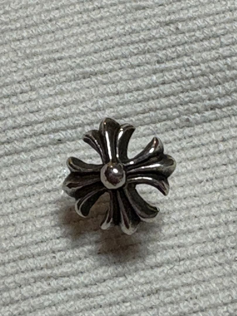 値下げ クロムハーツ ＣHプラス クロスピアス(片耳用) シルバー925 楽天市場】【ギフト品質】クロムハーツ 片耳 ピアス タイニー CHプラス