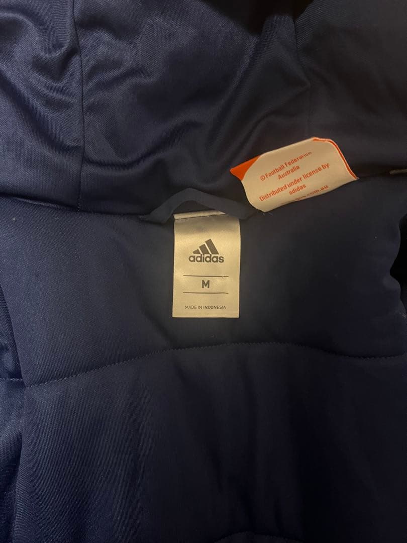 メルボルン・ビクトリー adidas パデッドジャケットM ネイビー - メルカリ
