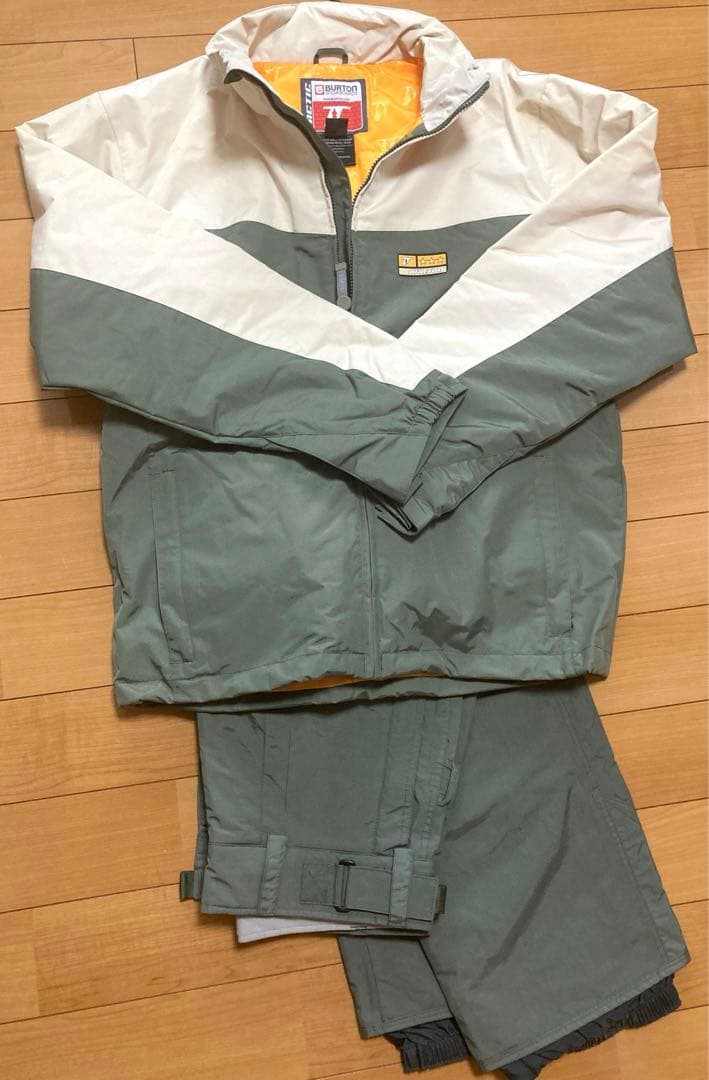 バートン　スキースノーボードウェア BURTON バートン エーケー JK AK HELITACK GTX スノーボード ウェア