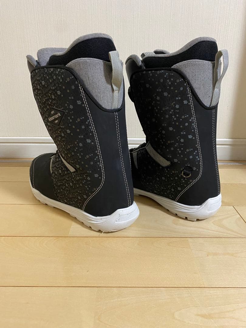 キスマーク　BOAシステム ブラック スノーボードブーツ　25.0cm ①