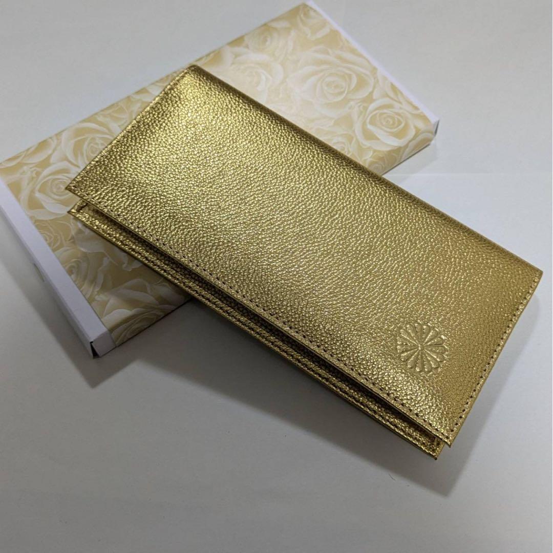 【即日発送】皇居　菊花紋章　長財布　金色　ゴールド　新品未使用 皇居限定 菊の御紋入り 牛革長財布 ゴールド （金色） 新品未使用品 お