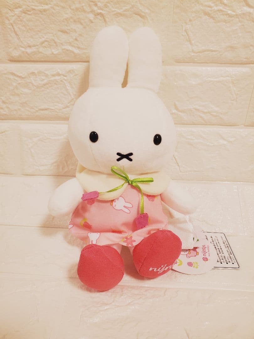 【新品】フラワーナインチェ　ぬいぐるみ　ハウステンボス限定ミッフィー ハウステンボス限定】ロイヤルフラワーナインチェ ミッフィー