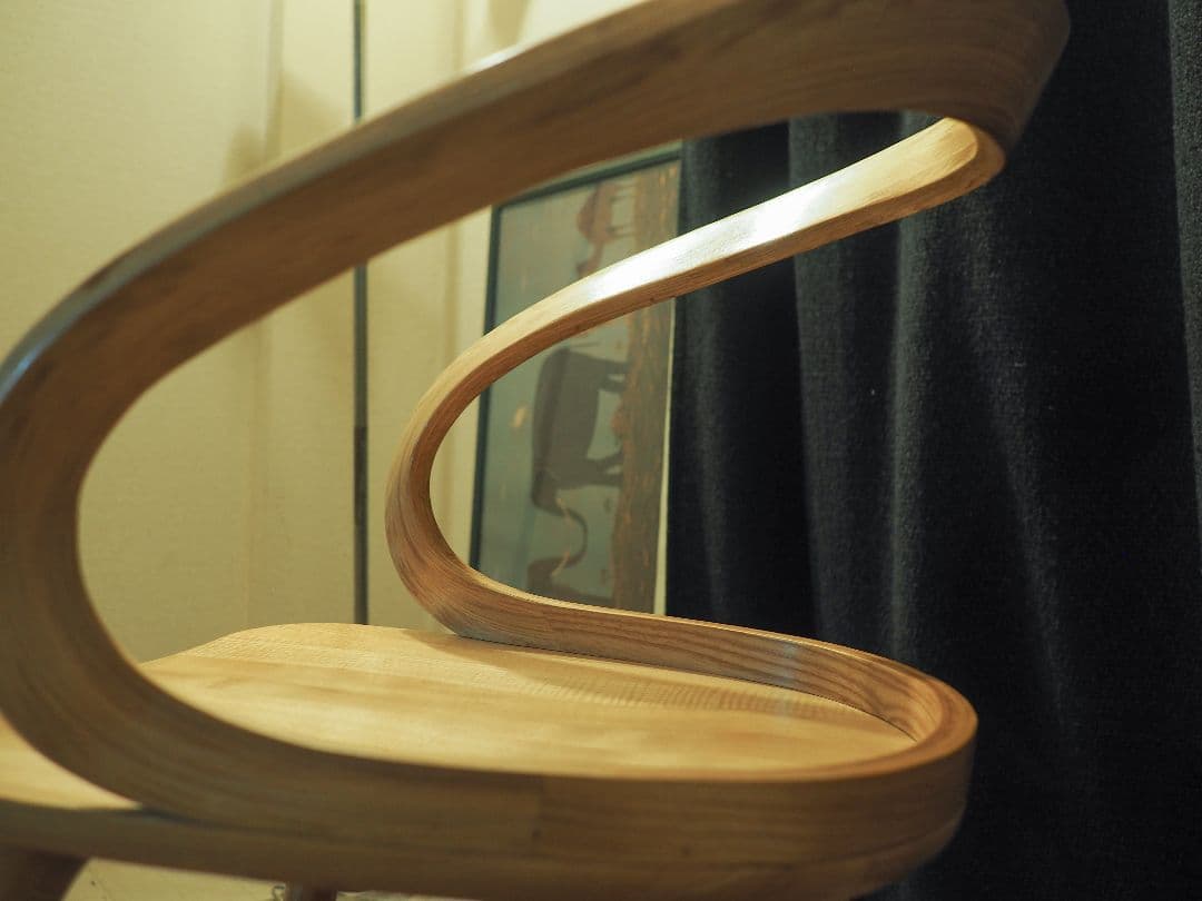 値引中】ダイニングウェイブチェアB