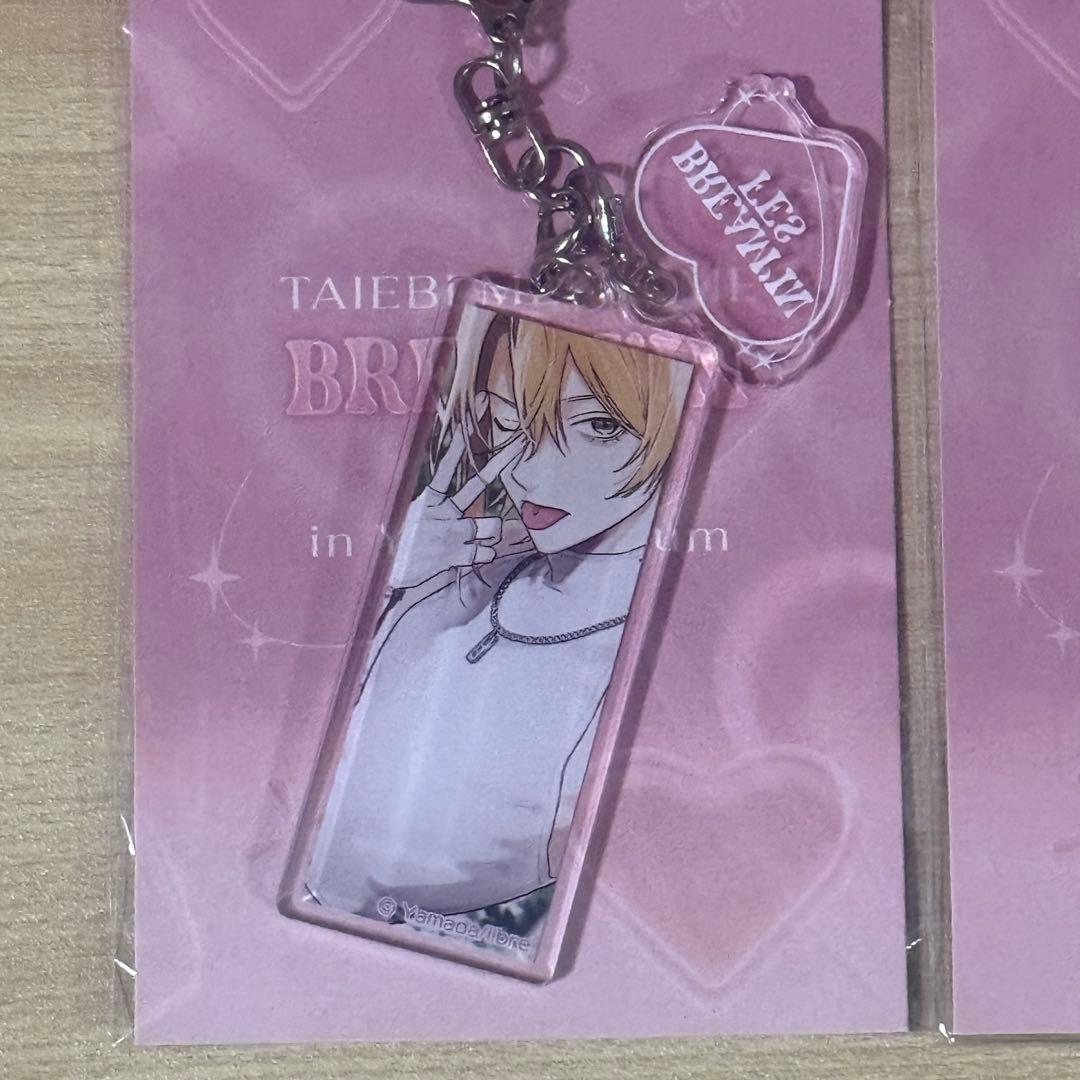 鯛代くん、君ってやつは。 LAFARY アクリルキーホルダー - メルカリ