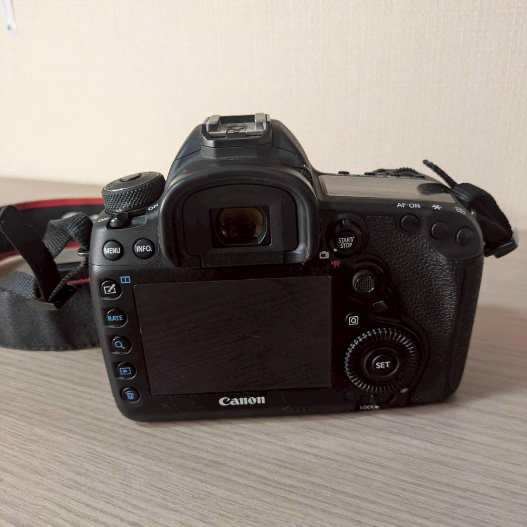 絹*腐様 【動作確認済】Canon EOS 5D Mark IV ボディ 各種ア - メルカリ