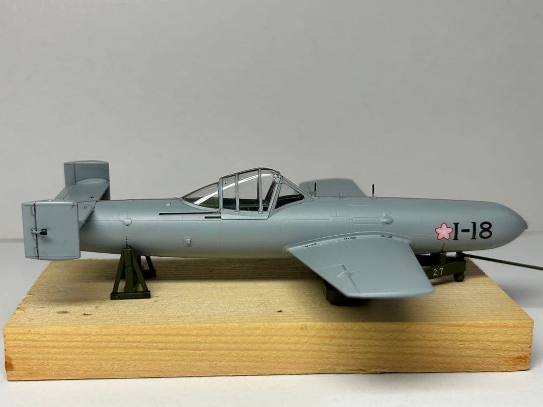 ファインモールド 1/48桜花11型 キット組み立て完成品 Amazon