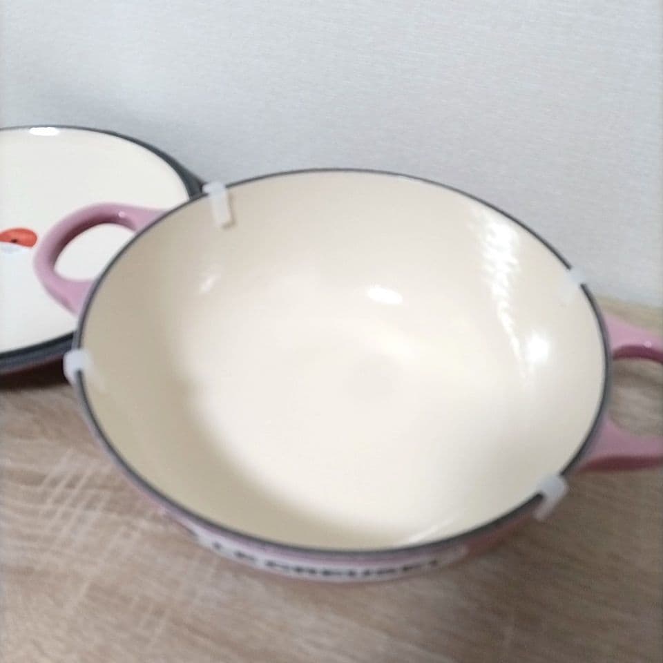 新品】ル・クルーゼ マルミット 22cm 限定カラー ベリー ゴールド