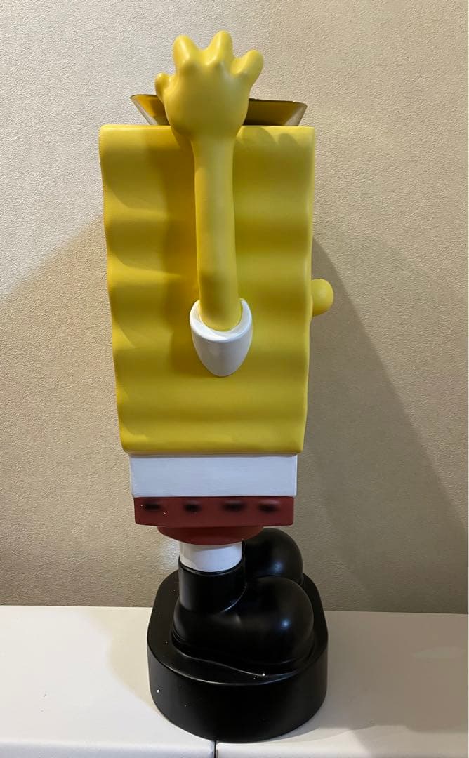 スポンジボブ 特大インテリアフィギュア 置物 飾り - メルカリ