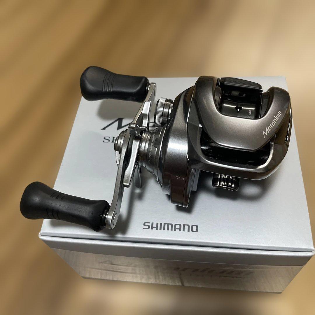22メタニウム シャローエディション HG 右ハンドル SHIMANO