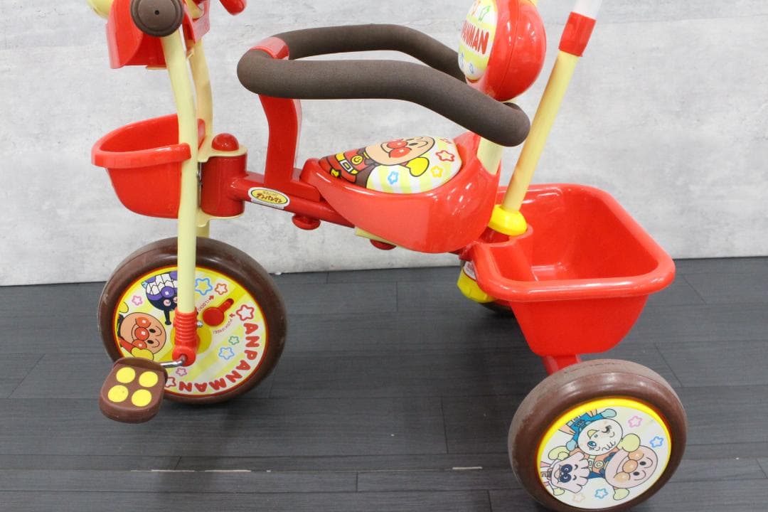 △ジョイパレット おでかけ三輪車 おしゃべりアンパンマン SP 押し棒付き