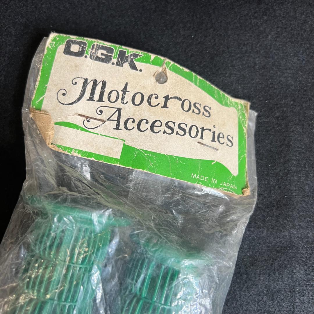 新品未開封 BMX OGK ハンドルグリップ Old school ⑤