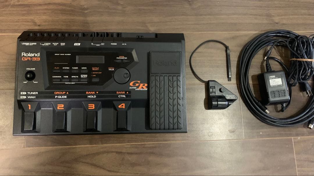 Roland GR-33 GK-2Aギターシンセサイザーセット Roland GR-33 Guitar Synth & Roland GK-2A Pickup - Set | Reverb