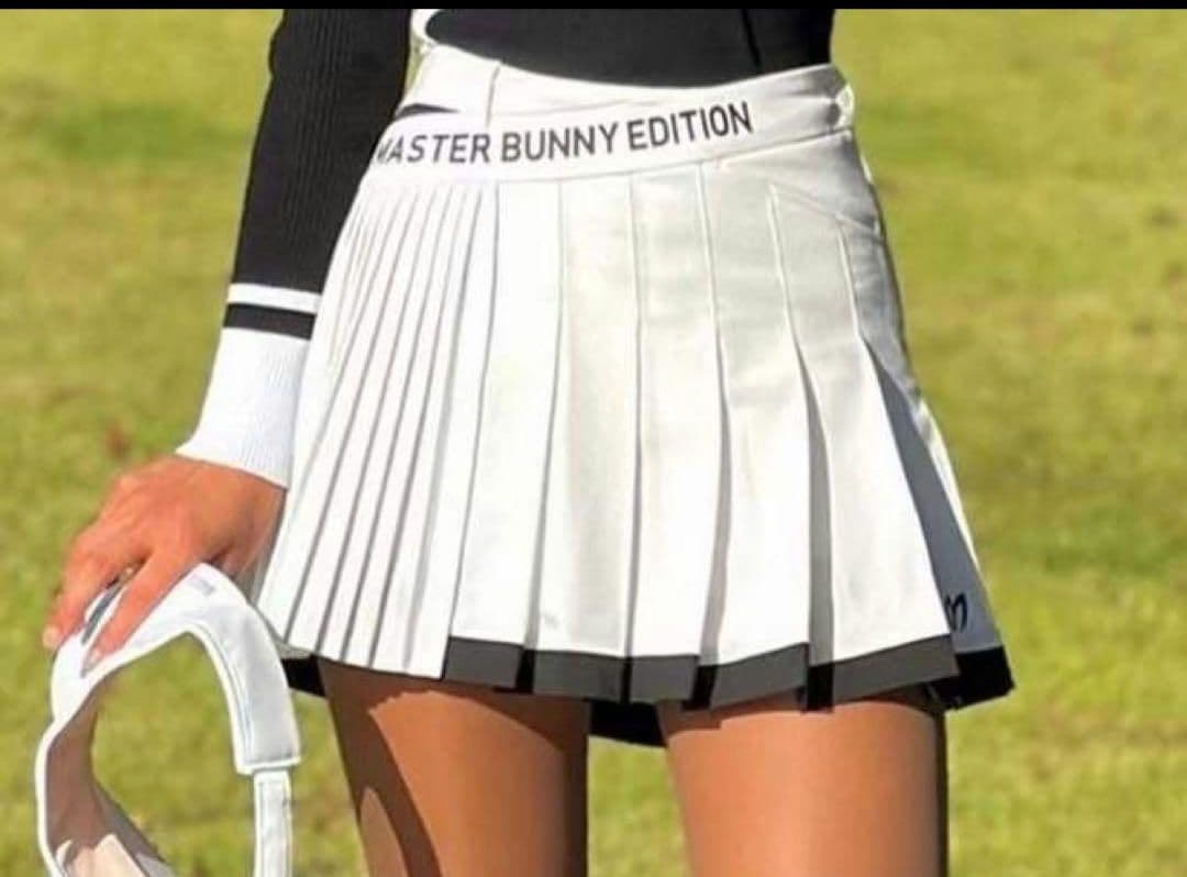 【sakura】MASTERBUNNYEDITION プリーツ