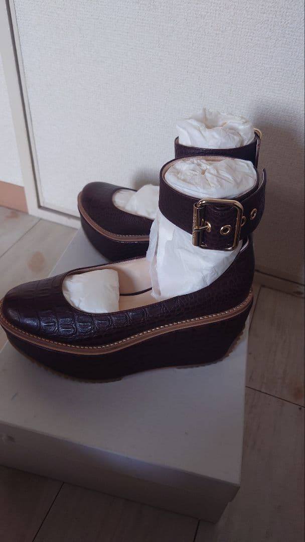 Vivienne プラットフォームサンダル サイズ40 Vivienne - grupofontana