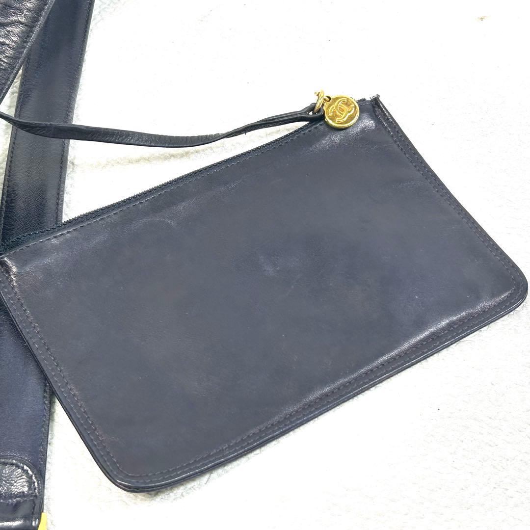 シャネル ココマーク ラムスキン レザー 巾着 ポーチ付 リュック ネイビー