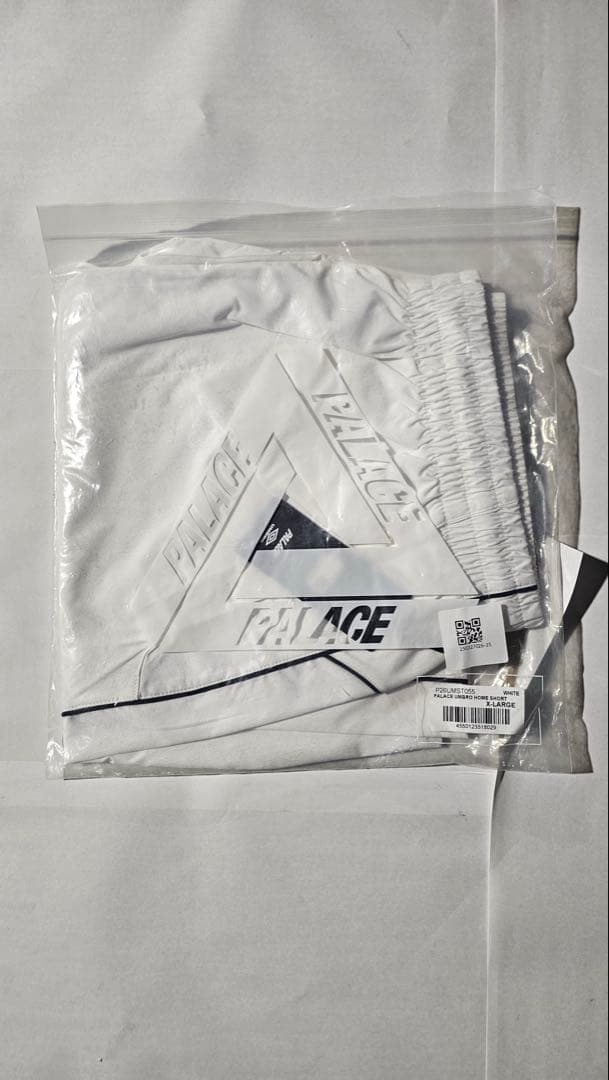 ウェア PALACE UMBRO Shorts \"White\" P26UMST055