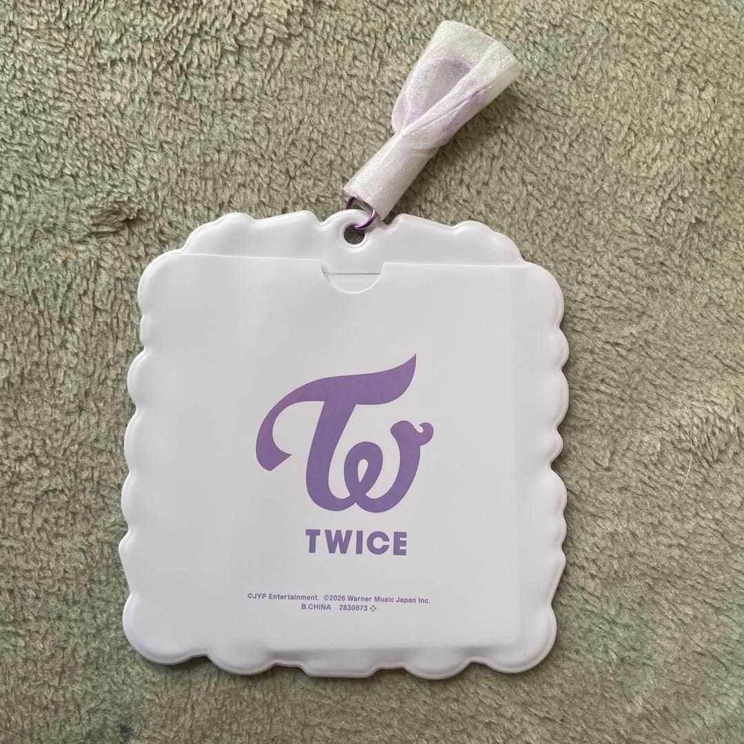 TWICE LOVELYS カードホルダー サブリー サナ - メルカリ