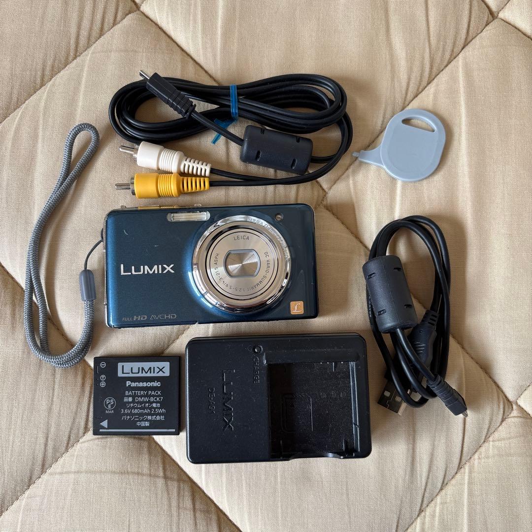 デジカメ Panasonic DMC-FX77 ブルーLUMIX DMC-FX77 Panasonic