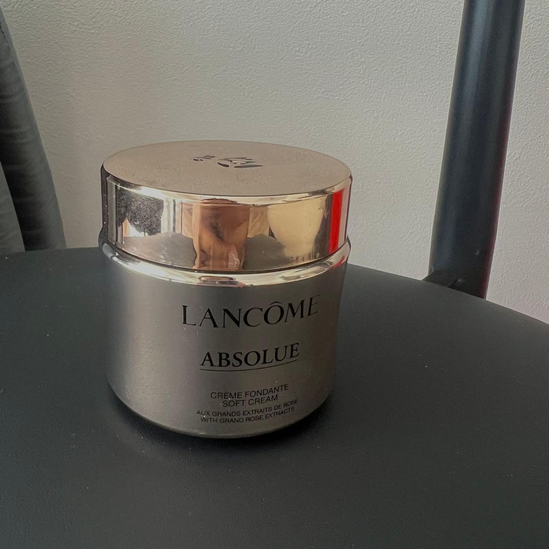 LANCOME アプソリュ ソフトクリーム アプソリュ ザ ソフトクリーム​|乳液＆クリーム|ランコム公式