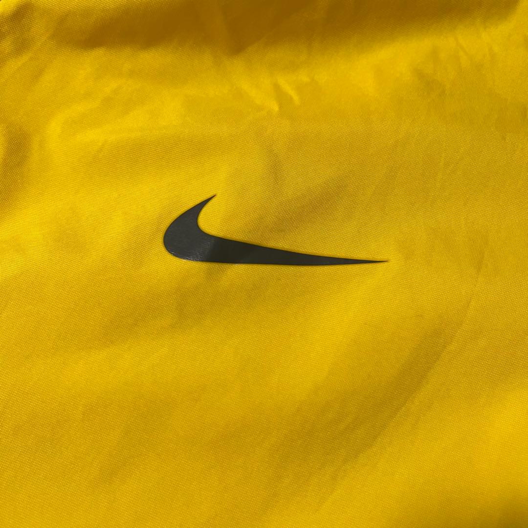 2011/2012 バルセロナ ナイロンジャケット - メルカリ