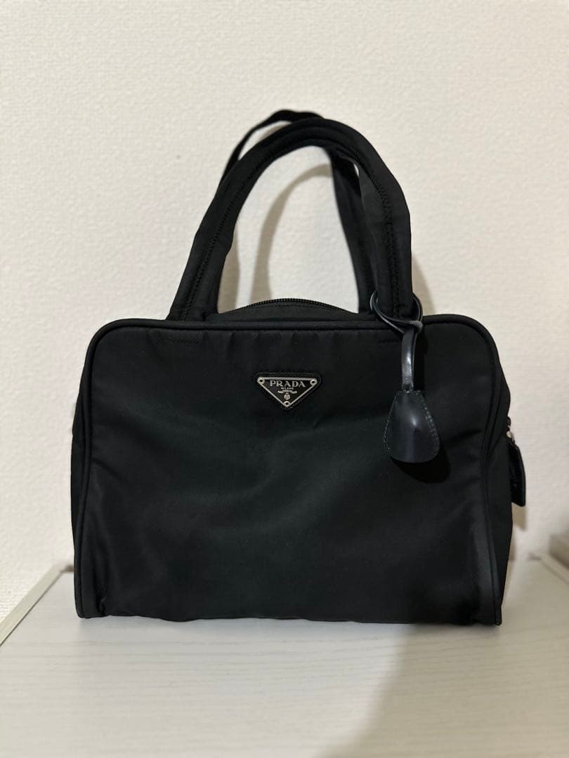 【PRADA】プラダテスートナイロン　カナデ　トートバッグ PRADA】プラダテスートナイロン カナデ トートバッグ
