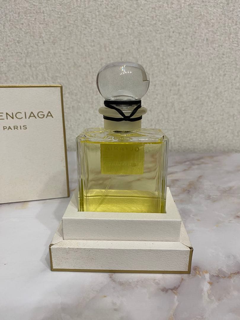 大幅値下げ 新作】BALENCIAGA GETARIA 香水