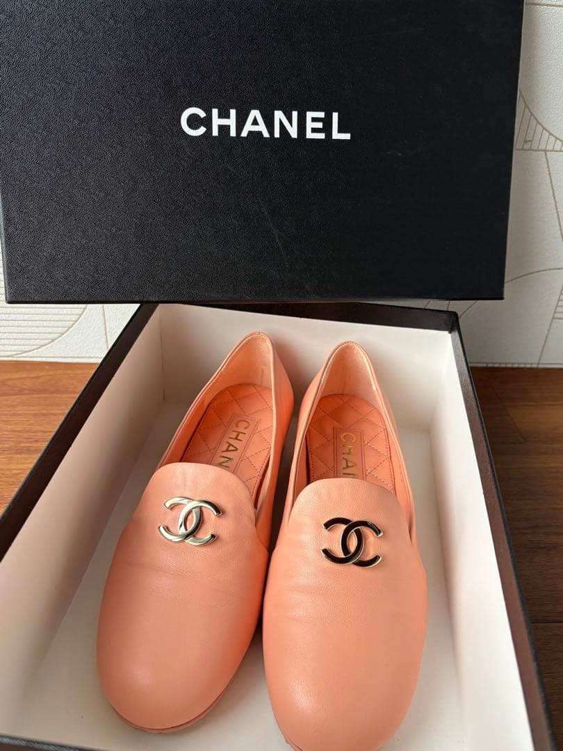 CHANEL ローファー サイズ36 ピンクとベージュ　2足セット CHANEL ローファー サイズ36 ピンクとベージュ 2足セット CHANEL