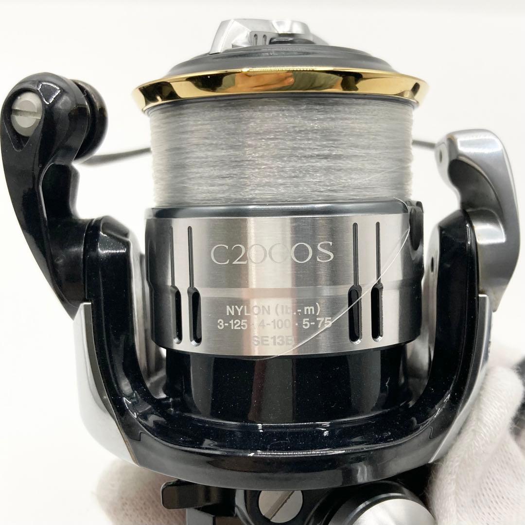 美品】SHIMANO 12ヴァンキッシュC2000S 付属品完備 アジ メバル - メルカリ