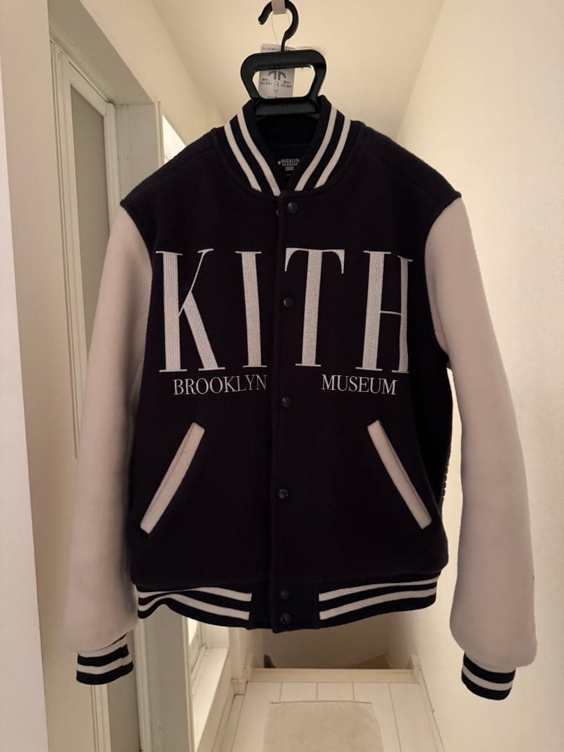KITH BROOKLYN MUSEUM スタジャン XS ネイビー Kith for the Brooklyn Museum Wool Varsity Jacket – Kith Japan