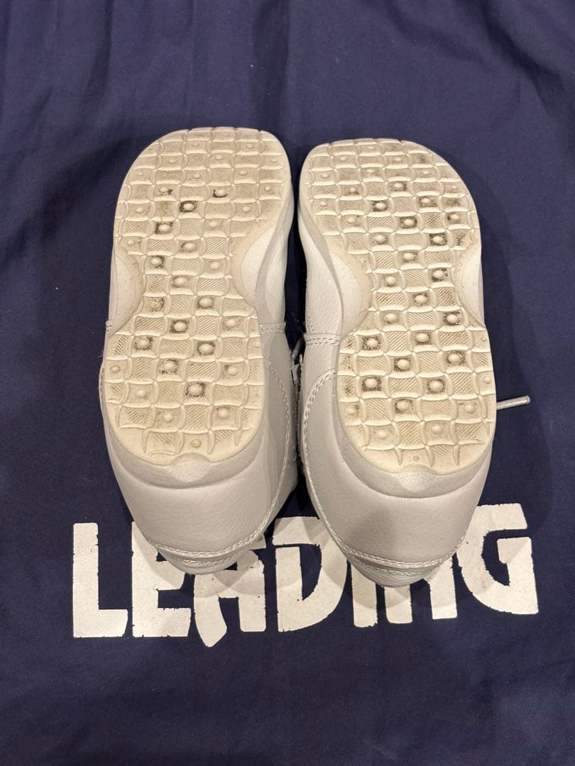 チアリーディングシューズ　varsity 19.0cm