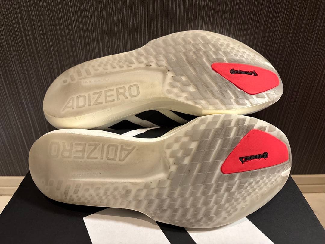 本日限定値下げ　美品　試し履きのみ　アディゼロジャパン9 27.5cm