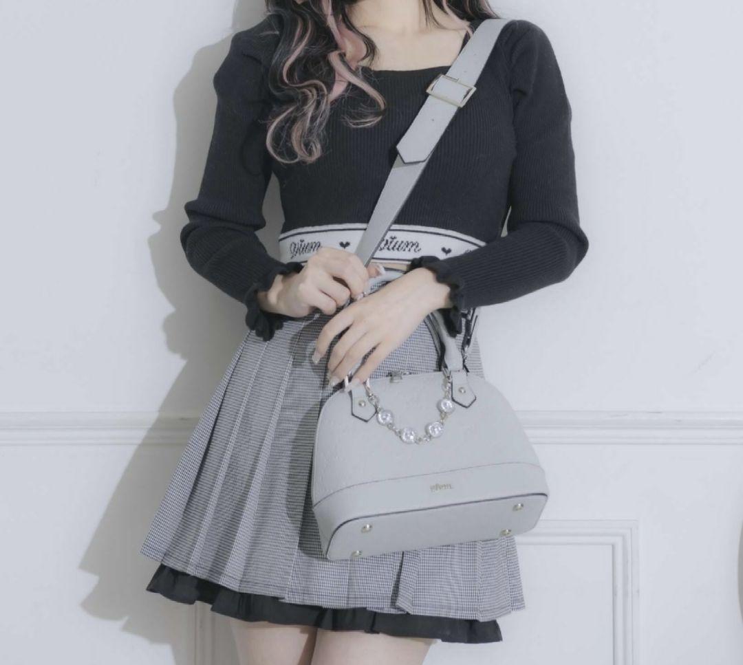 pium ビジュー付き モノグラム ミニバッグ ブルーグレー - メルカリ