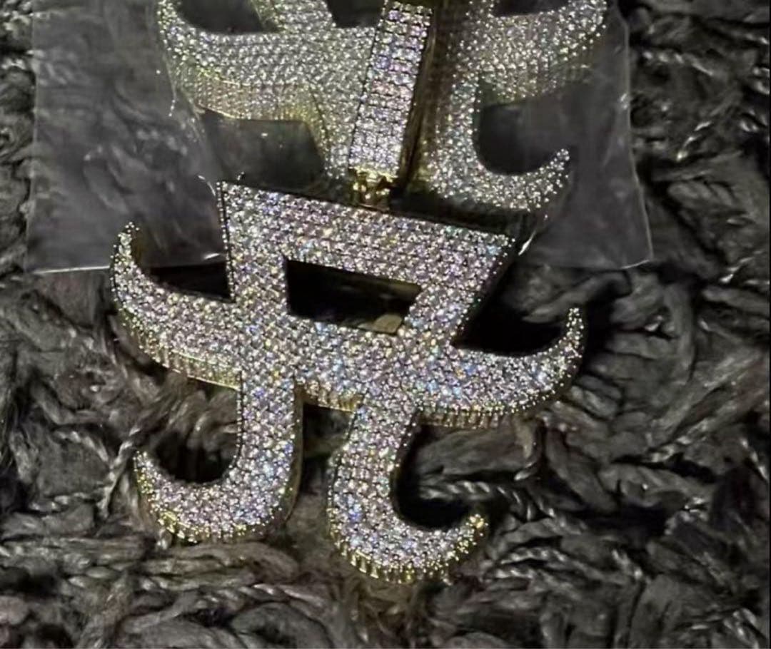 浜崎あゆみ ロゴ ネックレス 手作り ダイヤモンド チェーン付き - メルカリ