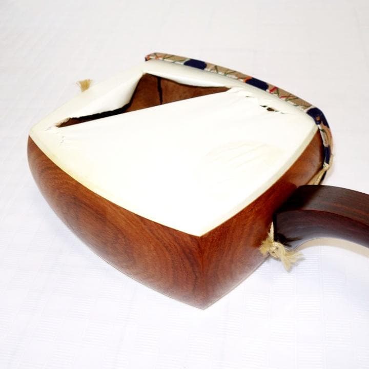 三味線 正寸 三ツ折 中棹 紫檀 丸打胴 弦なし 皮破れ