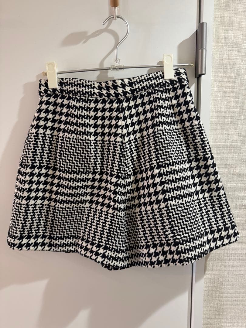 ⭐︎sheller⭐︎ シェリエ⭐︎ ポイントボタンキュロット Mサイズ