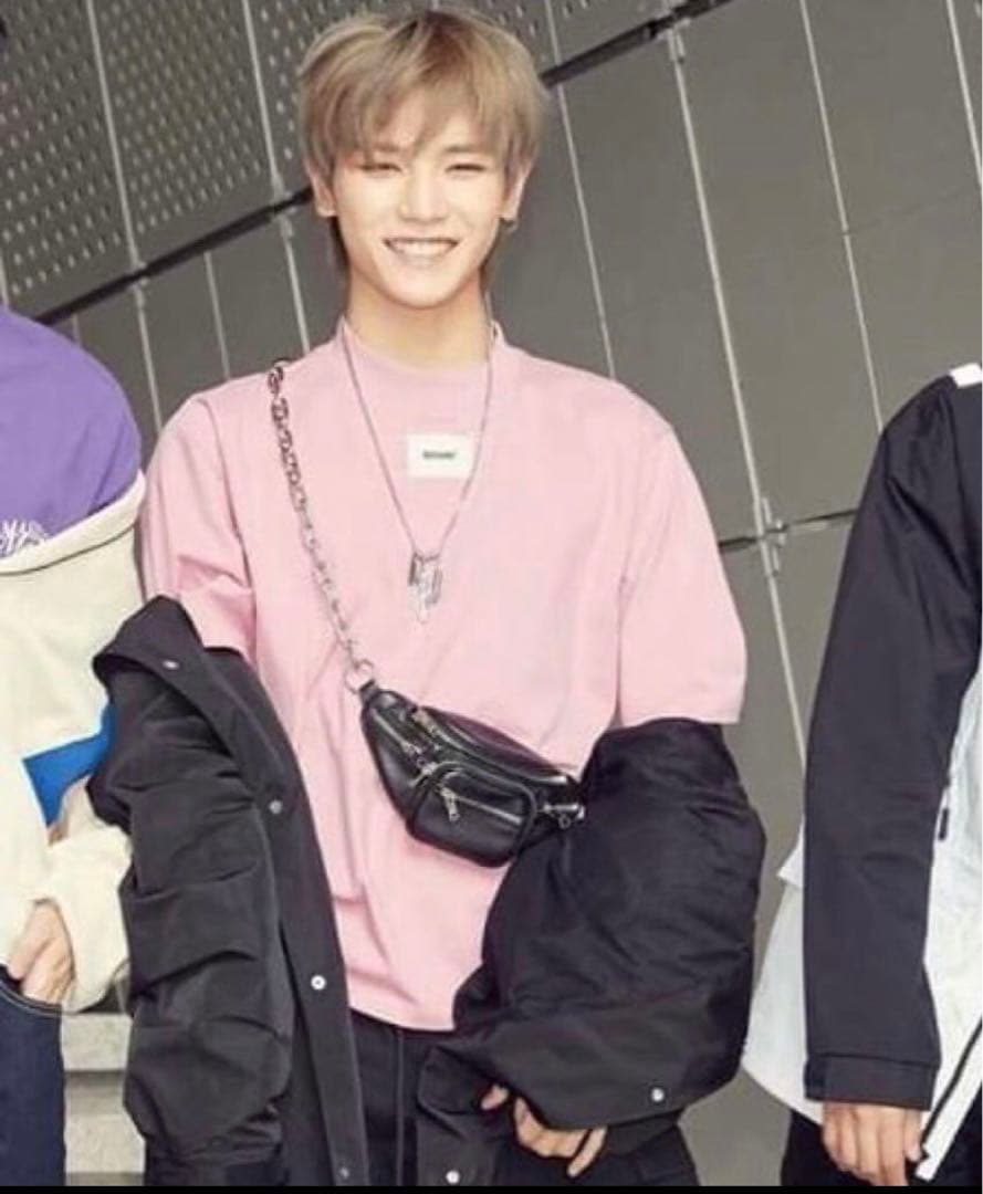 Peshiko 様 アレキサンダーワン ミニファニーボディバッグ ブラック