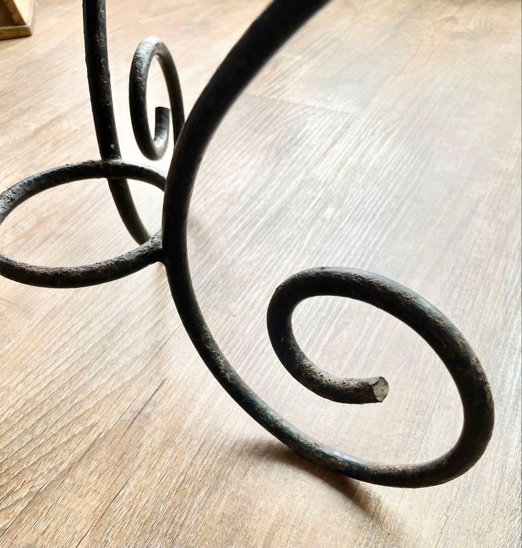 アンティーク 蓋付きカゴバスケット アイアンホルダー付き