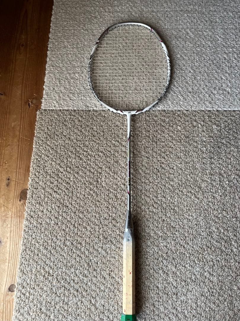 YONEX VOLTRIC 30 バドミントンラケット 専用ケース付き ヨネックス