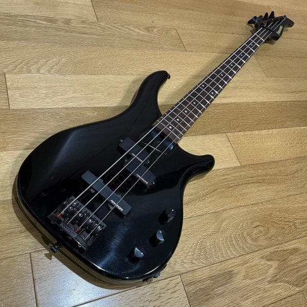 タ*ン様 Fernandes FRB-55 エレキベース 清掃調整済 入門モデル - メルカリ